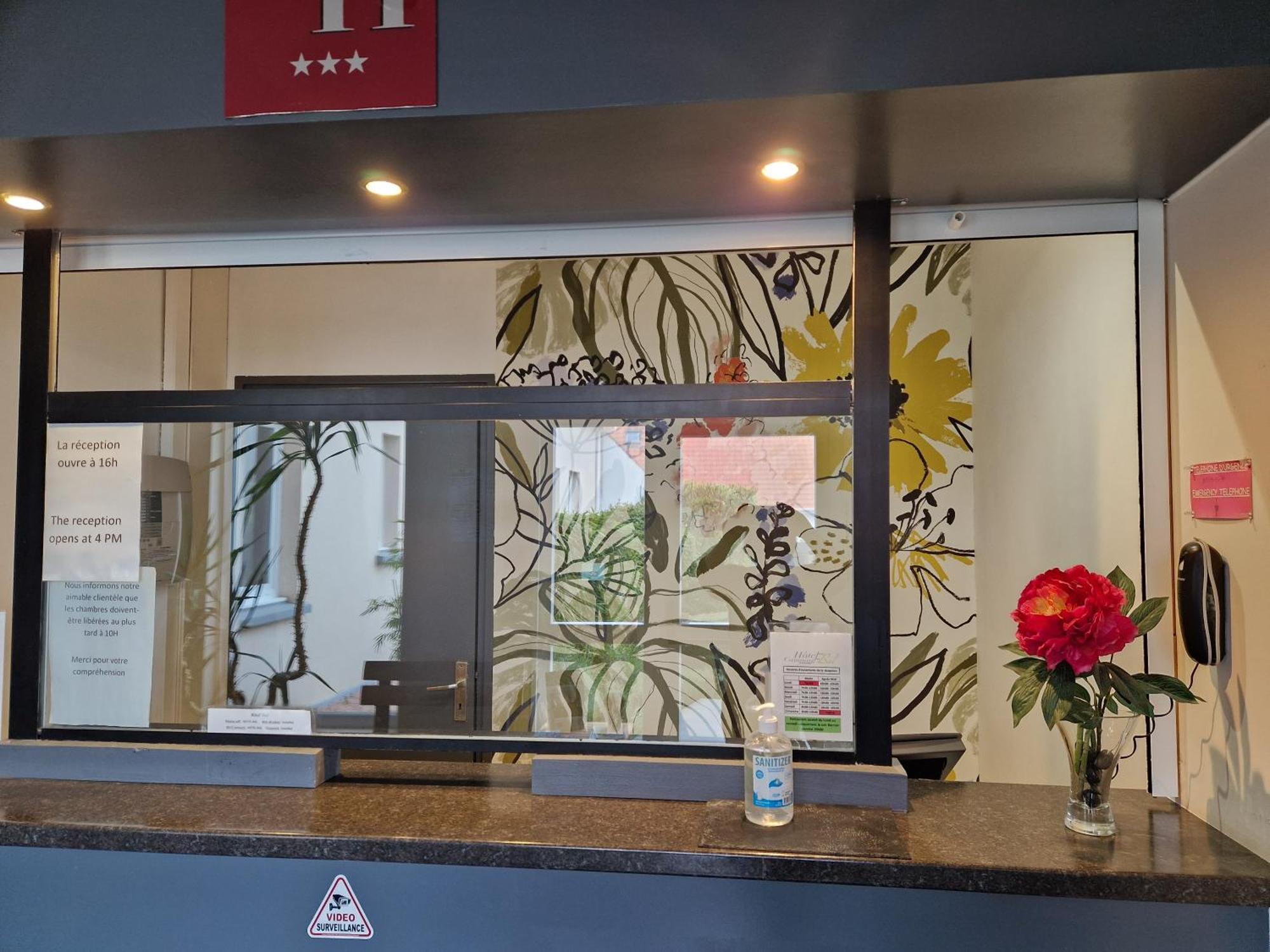 Tournehem Hotel Bal מראה חיצוני תמונה